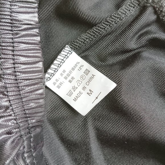 Black faux leathery type pants, M - Picture 2 of 2